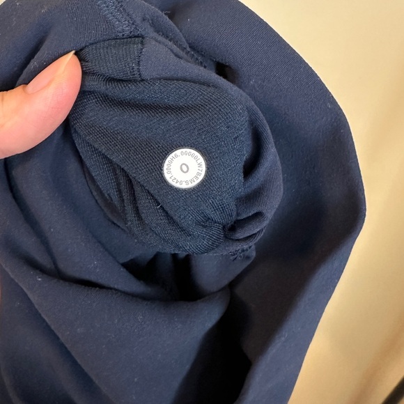 lululemon align short 6" - Picture 4 of 4